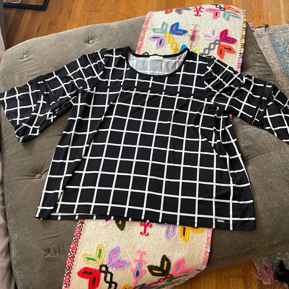 Calvin Klein Black and White Checkered Long Sleeve Tee